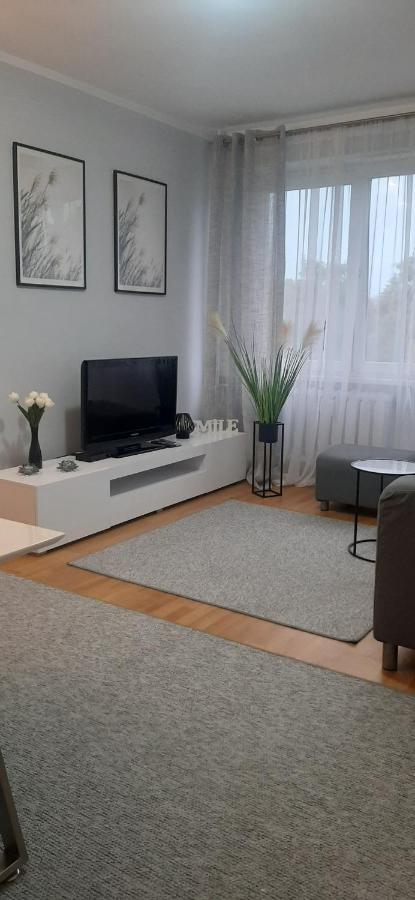 Flowers Apartament Apartment ปีวา ภายนอก รูปภาพ